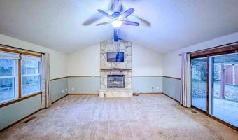 1727 N 10th St, Arkansas City, KS 67005