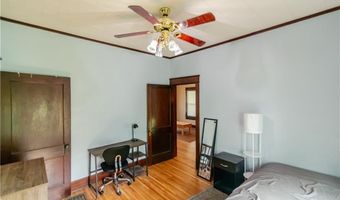 905 Parallel St, Atchison, KS 66002