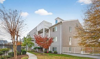 4163 S FOUR MILE RUN Dr 301, Arlington, VA 22204