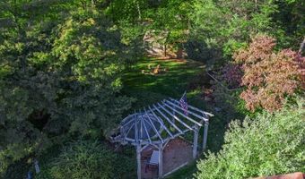 107 Overlook Rd, Andover, NJ 07860