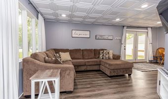 505 8th Ave E, Alexandria, MN 56308