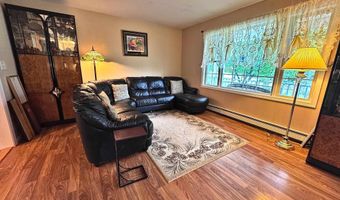 224 Garbrooke Dr, Bennington, VT 05201