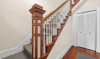 590 17TH St, Astoria, OR 97103