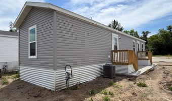 1611 6th Ave E A5, Alexandria, MN 56308