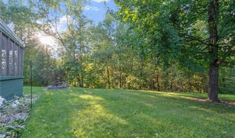1707 S Oak Knoll Dr, Alexandria, MN 56308