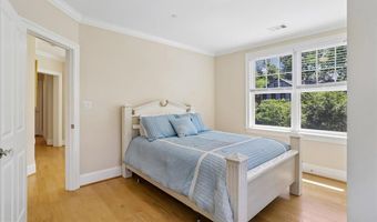 7800 RADNOR Rd, Bethesda, MD 20817