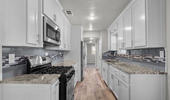 300 SW 10th St, Andrews, TX 79714