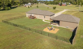 705 TWELVE OAKS, Adamsville, TN 38310
