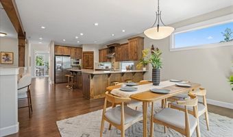 9120 SW 166TH Ter, Beaverton, OR 97007