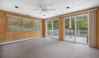 17 Jennie St, Cranston, RI 02920