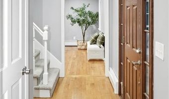 123 Stone Gate Dr, North Kingstown, RI 02852