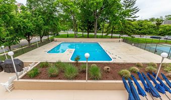 1300 ARMY NAVY Dr 816, Arlington, VA 22202