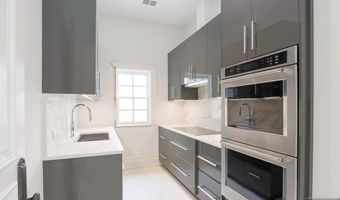 67 Robin Ln, Alpine, NJ 07620