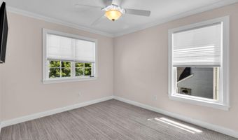 34 Marlin Ct, Bayville, NJ 08721