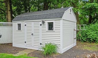 18 Rodman Rd, Ashland, MA 01721