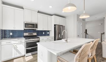 20801 LAMLASH Ter, Ashburn, VA 20147