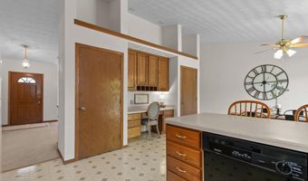 N9188 KERNAN Avenue, Appleton, WI 54915
