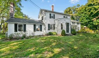 561 Middlesex Rd, Darien, CT 06820