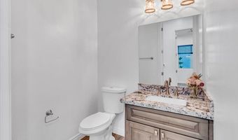 135 W Hawk Way, Amado, AZ 85645