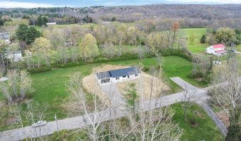 7624 Edria Ln, Athens, OH 45701