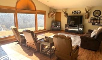 2204 River Rd, Algona, IA 50511