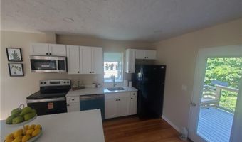5 Ludlow St, Johnston, RI 02919