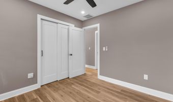 23 Georgetown Blvd, Barnegat, NJ 08005