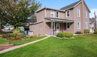 120 W 2ND St, Alburtis, PA 18011