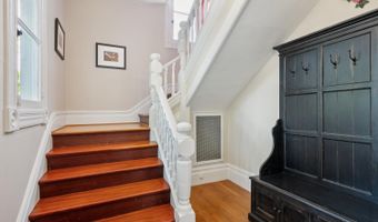 539 Benton St, Santa Rosa, CA 95404