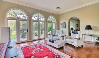 1342 Applewood Rd, Baton Rouge, LA 70808