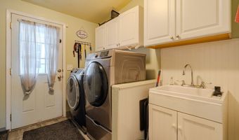 308 SADDLE Rd, Amboy, WA 98601