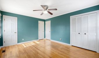 409 Peach Ave, Albertville, AL 35950