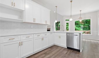 112 Adelaide Xing, Acworth, GA 30101