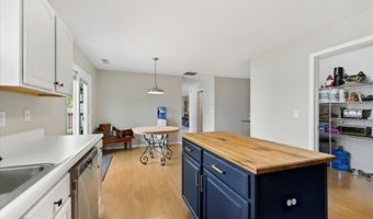 1810 Salina Dr, Avon, IN 46123