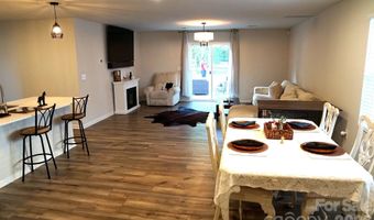 50 Parkwood Ct, Camden, SC 29020