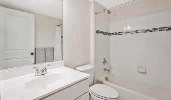 22635 NAUGATUCK Sq, Ashburn, VA 20148