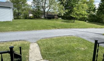3935 Oak Ave, Altoona, PA 16601