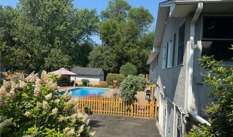 706 Benton St, Anoka, MN 55303