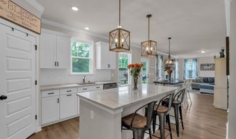 761 Oak Hill Ln, Belton, SC 29627