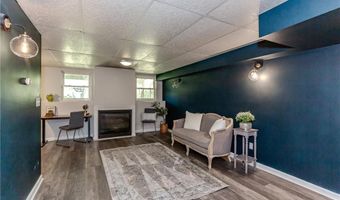 203 Fairway Dr, Coventry, RI 02816
