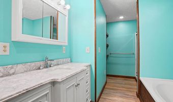 2089 Pike Pond Rd, Alford, FL 32420