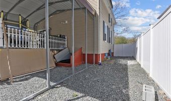 70 Perkins Ave, Cranston, RI 02910