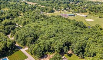 30 Colony Rd NE, Alliance, OH 44601