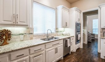 898 Clear Water Dr, Allen, TX 75013