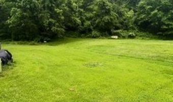 8813 Brounland Rd, Alum Creek, WV 25003