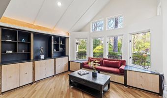 8901 POTOMAC STATION Ln, Potomac, MD 20854