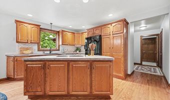 655 Auburn Trl SE, Ada, MI 49301