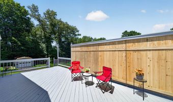 39 Green Hill Ln, Cheshire, CT 06410