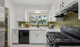 328 SE Waverly Ave, Bartlesville, OK 74006