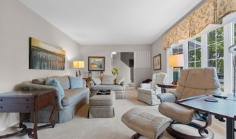 2433 CARLETON Ave, Appleton, WI 54915